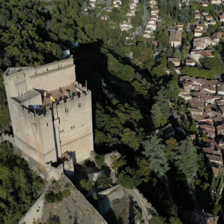 Tour de Crest, château de Piégros, la passion pour les pierres de Claude Huot