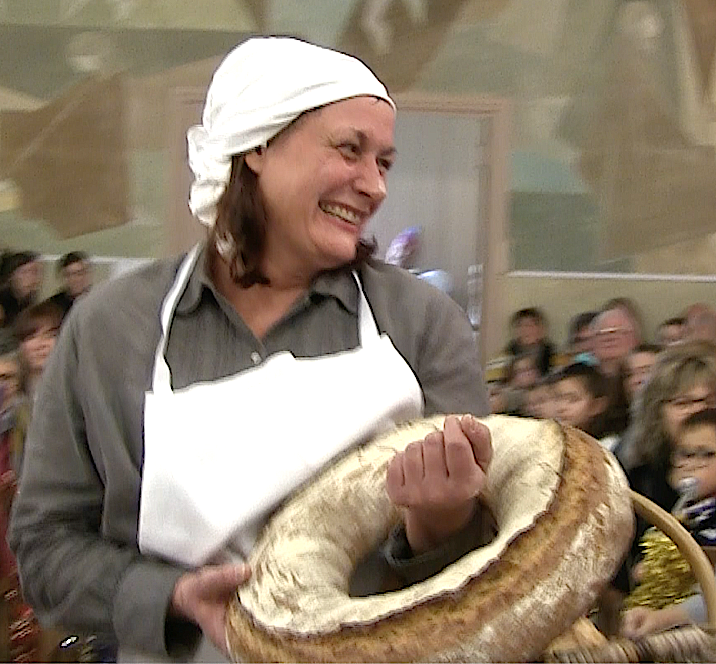 À Beaufort, le petit Jésus      en chantant